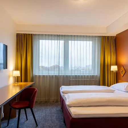 Hotel Good Morning + East 3*