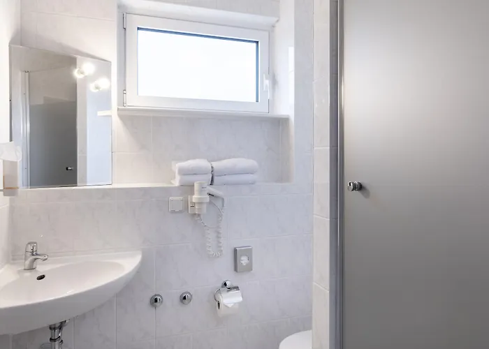 Good Morning + East 3* Berlijn