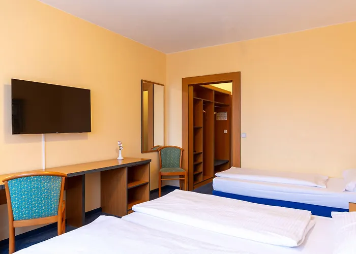 Good Morning + East Hotel