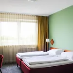 Отель Good Morning + East 3*