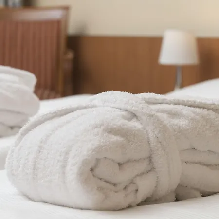 Szálloda Good Morning + East 3*