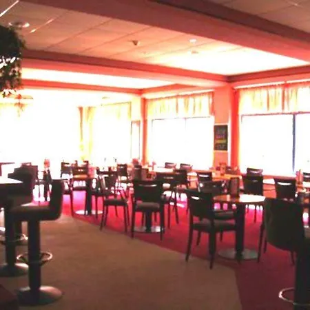 Ξενοδοχείο Good Morning + East