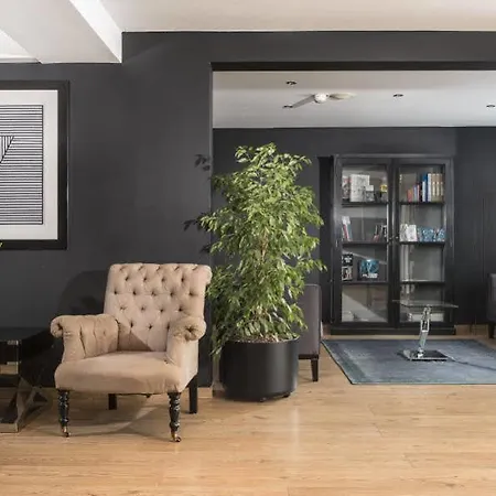 Good Morning + East Βερολίνο