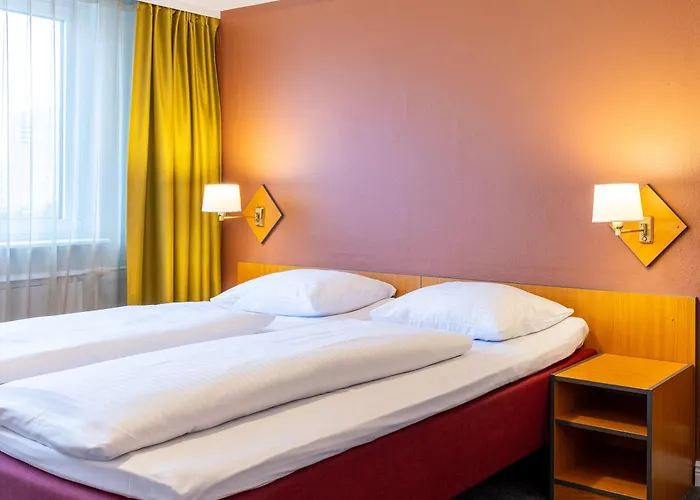 Good Morning + East 3* Berlin