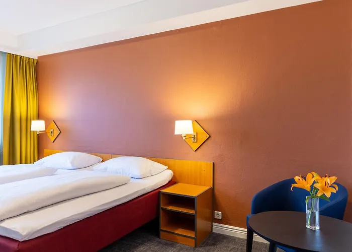 Good Morning + East برلين