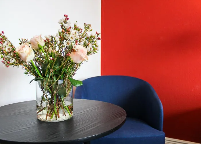 Good Morning + East فندق