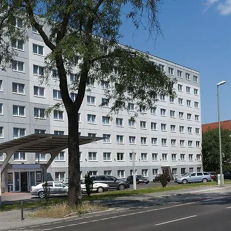 Good Morning + East فندق 3*