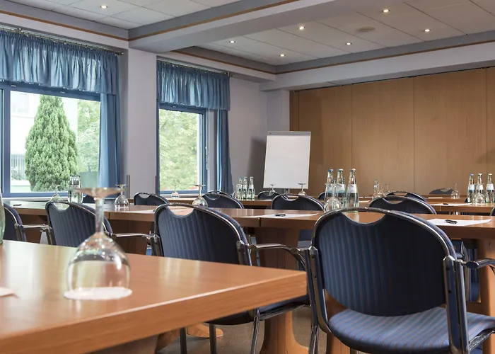 Otel Good Morning + East 3*