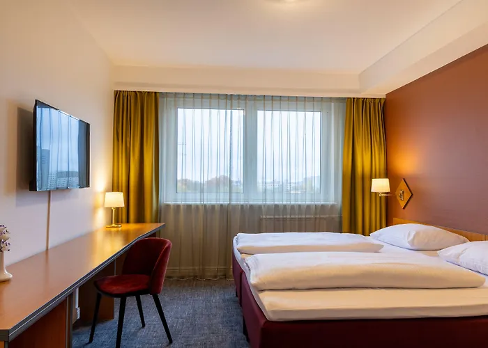 Good Morning + East Otel