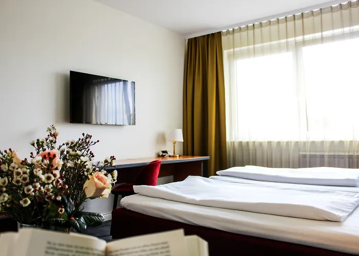 Good Morning + East برلين