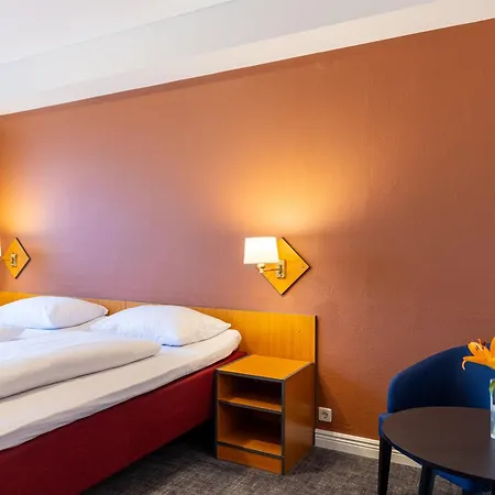 Good Morning + East Βερολίνο