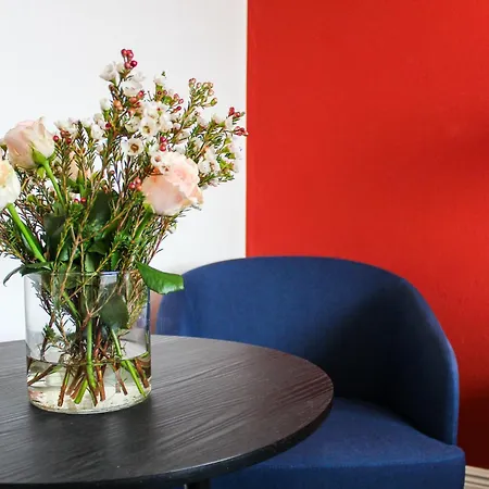 Good Morning + East Ξενοδοχείο