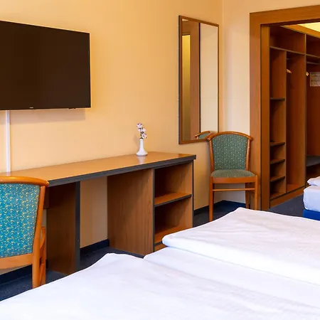 Good Morning + East 3* Берлин