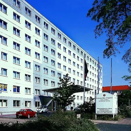 Good Morning + East 3* Берлин